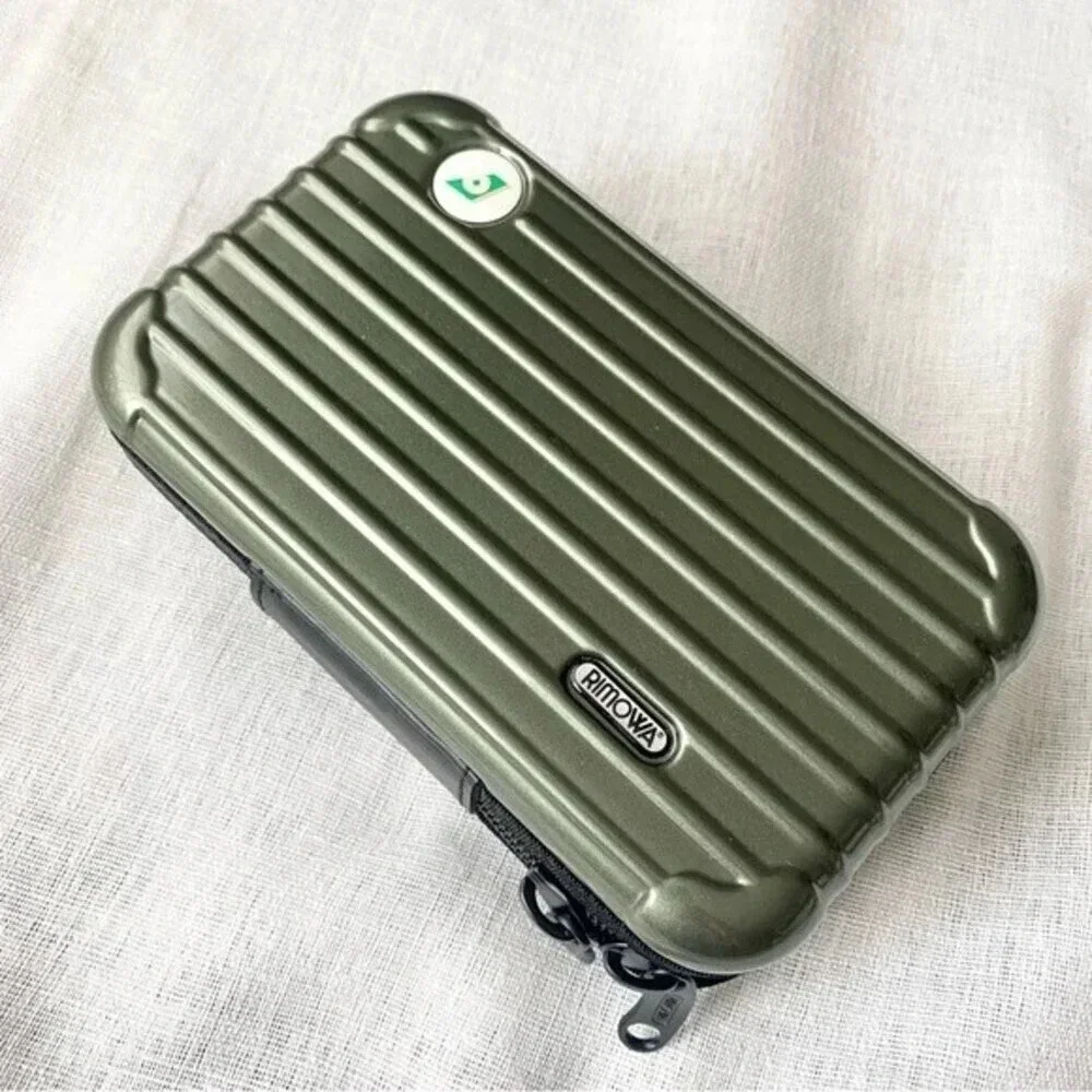 NEW RIMOWA Travel Clutch with toiletries kit